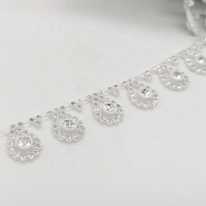Mode une rangée ss6 ss8 Larme transfert cristal strass pierre décor baguage strass chaîne de coupe - Product Image 1