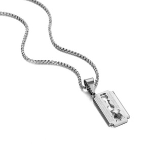 Collier en acier inoxydable avec pendentif lame de rasoir et croix gravée, style punk rock cool pour hommes, bijoux argentés - Product Image 2