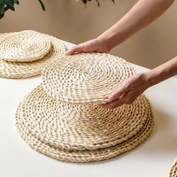 Vente en gros, napperons en jacinthe d'eau naturels tissés personnalisés, tapis de table rond en rotin épais et antidérapant tressé à la main