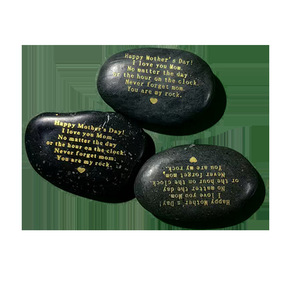 Piedras Naturales Negras con Diseños en Letras Doradas, Ecológicas y Duraderas, Personalizables - Product Image 6