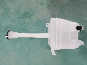 Serbatoio <span class=keywords><strong>Acqua</strong></span> <span class=keywords><strong>Tergicristalli</strong></span> con Motore Accessori Auto 85315-12600 <span class=keywords><strong>per</strong></span> Corolla US 2008 2009 2010 2011 2012 2013 - Product Image 3