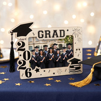 Marco de Fotos Conmemorativo para Graduación 2026, Decoración de Escritorio con Borla y Diseño Hueco con Impresión UV, para Secundaria y Universidad