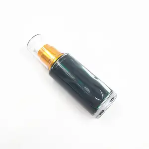 factory wholesale Luxury Golden Cap Empty Cosmetic 50 ml 100ml Glass Serum Spray Bottle with Pump