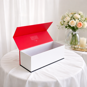 Caja de Regalo Blanca y Roja de Lujo con <span class=keywords><strong>Detalles</strong></span> en Relieve Personalizados <span class=keywords><strong>para</strong></span> Empaque Premium, Envoltura Elegante <span class=keywords><strong>para</strong></span> Regalos y Ocasiones Especiales - Product Image 1