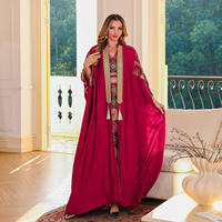 Vêtements islamiques turcs de style robe, sur mesure et luxueux. Ensemble de robe deux pièces pour femmes. Robe de style veste. Robe musulmane pour femmes.
