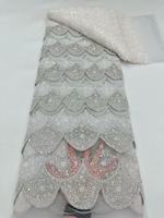 Tissu KC en tulle superposé à motifs écailles festonnées, orné de perles et de paillettes, résistant aux plis, respirant, de poids moyen, maille scintillante pour Dubaï