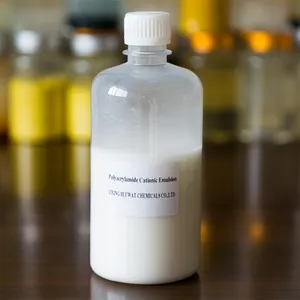 Kimia Tambahan Agen Cationic Polielektrolit Penyimpanan Bahan Kimia-Polyacrylamide Cationic Polimer Emulsi Putih 100% 9003-03-8