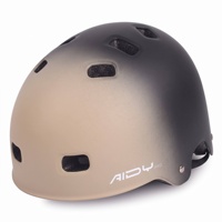 Coque en matériau ABS homologué CE Casque de skateboard, de patinage à roulettes, de cyclisme, de sport de plein air pour adultes Casque de vélo d'équilibre Longboard