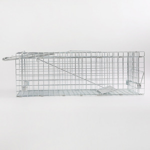 Vente en gros de piège pliable en métal massif pour chats et lapins Cage de sauvetage pour animaux vivants et antiparasitaire 61x18x21cm en stock - Product Image 1