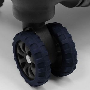 Nouvel accessoire universel en silicone pour bagages, idéal pour les voyages, avec des protections de roulettes silencieuses et pivotantes - Product Image 1