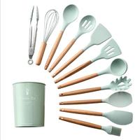 Chine Vente en gros Faible MOQ Accessoires de cuisine en acier inoxydable Outils antiadhésifs Ensembles de cuisine Ustensiles de cuisine en silicone avec support