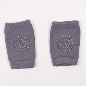 Hochwertige rutsch feste Baby Silikon Knies chützer Kleinkind Baby Sicherheit Knies trümpfe Schutz für Krabbeln - Product Image 3