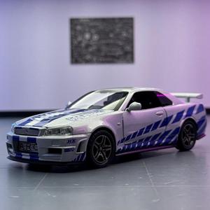 Vente en gros Modèle de voiture de sport en alliage Nissan <span class=keywords><strong>GTR</strong></span> <span class=keywords><strong>R34</strong></span> 1:32 moulé sous pression, son et lumière, portes ouvertes, décoration de modèle de voiture jouet en métal - Product Image 6