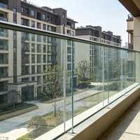 Paroi de douche coulissante sans cadre XinHong en verre trempé industriel résistant à l'humidité, design moderne pour la maison