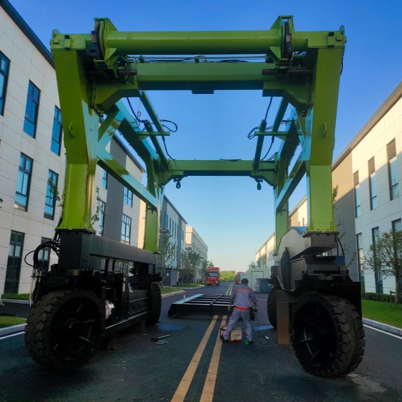 Straddle Carrier 20/40-foot Container Lifting and Handling Modular ...