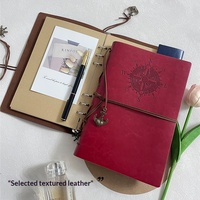 Carnet de notes vintage en cuir PU à feuilles mobiles avec couverture gaufrée compas nautique et fermeture à cordon, idéal pour les voyages, l'écriture, l'école ou comme cadeau