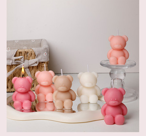 Bougies <span class=keywords><strong>parfum</strong></span>ées en cire <span class=keywords><strong>de</strong></span> soja en forme d'ours mignon et dodu, style nordique, pour anniversaires, décorations pour la fête des déesses, vente en gros, marque privée - Product Image 6