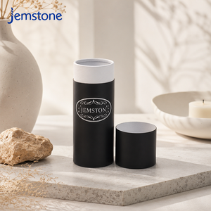 Tubo de Embalaje para Velas de Aromaterapia, Caja de Regalo Cilíndrica de Cartón Negro Mate de Lujo con Diseño de Impresión Plateada Personalizada - Product Image 4