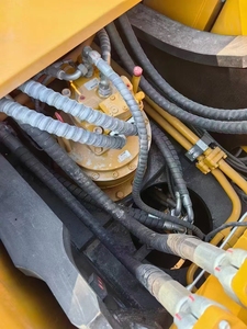 รถขุด Sany 355H มือสองปรับสภาพแล้ว - คุณภาพเยี่ยมขายดีในราคาประหยัด - Product Image 3