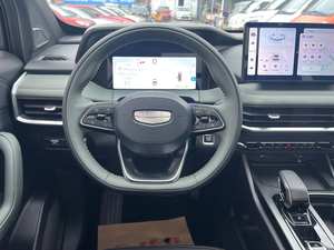 Geely Haoyue L 2.0TD Edición Premium DCT <span class=keywords><strong>2023</strong></span> |   Asientos de Cuero, Pantalla Táctil de 14.6 Pulgadas |   SUV de 7 Asientos con Volante a la Izquierda y Tracción Delantera en Existencia - Product Image 5