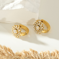 Boucles d'oreilles ultra-lumineuses et tendance en acier inoxydable plaqué or 18 carats, style classique coréen, motif tournesol avec incrustations de diamants
