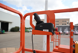 EVERLIFT Platform kerja mengangkat gunting kecil, kapasitas 300KG 3m 4m 5m Platform kerja yang ditinggikan - Product Image 4