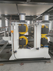 Liên tục thân thiện với môi chống cháy Pe/PVC Sandwich Panel tường dây chuyền sản xuất 1300/1600 <span class=keywords><strong>ACP</strong></span> dòng nhôm Composite Bảng điều chỉnh - Product Image 6