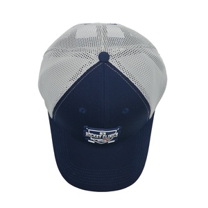 Casquette de camionneur hip-hop personnalisée à 5 panneaux bicolore avec logo en caoutchouc 3D et tissu en maille premium - Product Image 3
