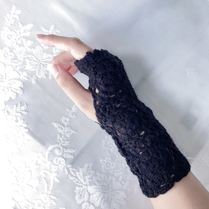 ถุงมือโครเชต์ผ้าฝ้ายลายฉลุแบบวินเทจถักมือ ผลิตภัณฑ์อีคอมเมิร์ซข้ามพรมแดนยอดนิยม ถุงมือไหมพรมถักมือแบบครึ่งนิ้ว - Product Image 2
