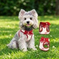 Harnais pour chien vert vif avec nœud papillon, anti-traction, réfléchissant, personnalisé, en maille respirante, avec laisse réglable pour usage quotidien