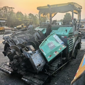 Pavimentadora de Asfalto 2100-2 de <span class=keywords><strong>Segunda</strong></span> <span class=keywords><strong>Mano</strong></span> de Alto Rendimiento de 2013, Máquina de Construcción de Carreteras Usada Premium, Motor Deutz, Bomba de 182 kW - Product Image 6