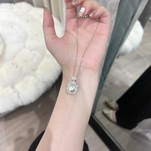 Collar de Plata de Ley S925 con Mariposa de Diamantes, Diseño de Nicho de Ojo de Caballo de Alto Contenido de Carbono, Collares de Perlas de Alta Gama para Mujer - Product Image 4