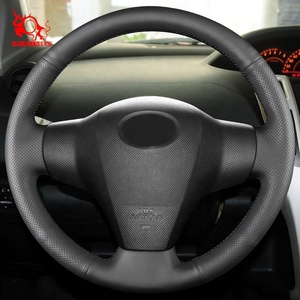 Housse de <span class=keywords><strong>volant</strong></span> de voiture cousue à la main personnalisée, conçue pour <span class=keywords><strong>Toyota</strong></span> Yaris <span class=keywords><strong>RAV4</strong></span> EV 2009 2013 - Product Image 6