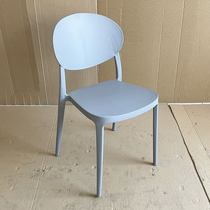 Sillas de Comedor Apilables de Plástico Resistente al Por Mayor - Diseño Moderno para Restaurantes, Cafeterías y Hoteles - Product Image 4