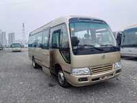 Golden Dragon XML6700J88 Minibus 22 places style Coaster pour le transport de passagers Chine