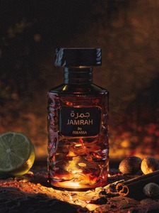 Eau de parfum unisexe de luxe JAMRAH 100 ml, parfum sucré, chaud, épicé, vanille, ambre, longue tenue, pour homme et femme, usage quotidien - Product Image 4