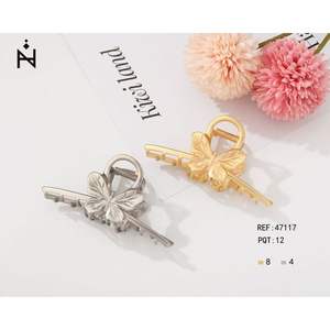 Fermaglio per capelli a forma di farfalla Z Hair Claw 11 cm in metallo, accessorio moda per donna - Product Image 1