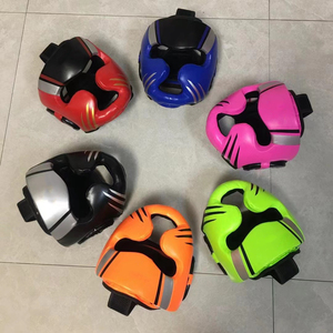 <span class=keywords><strong>Casque</strong></span> de <span class=keywords><strong>boxe</strong></span> pour adultes et enfants avec double visière Sanda Head Protection Muay Thai Cover Mask Removable for Fighting Competitions - Product Image 5