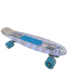 Mini Skateboard 22 Inch Transparent <b>Pc</b> Four Wheeled With Led Light For Kids Age 0 To 24 Months Unisex - Product Image 4