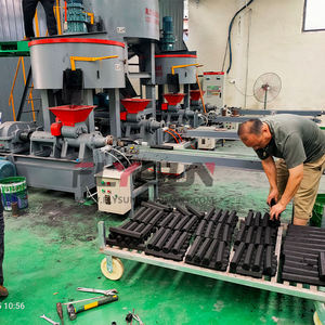 Extrudeuse de poudre de charbon sans fumée, machine à briquettes de charbon de biomasse, extrudeuse de biochar de sciure de bois - Prix - Product Image 3