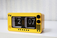 Horloge de bureau de Table numérique en métal jaune clair de Style industriel rétro Reloj Page Turning Horloge de Table Auto Flip Calendar Clock