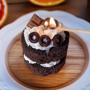 Velas Aromáticas Hechas a Mano de Alta Calidad con Forma de Pastel de Chocolate, Ideales para Regalo de Cumpleaños y Decoración del Hogar - Product Image 4