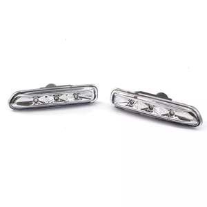 Luces Laterales LED para BMW Serie 3 E46, Intermitentes, Luces de Esquina, Actualización Retrofit, Modelos de Cuatro Puertas 1999-2001 - Product Image 1