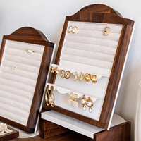 Présentoir vertical en bois de noyer pour boucles d'oreilles, support pour bagues, présentoir à bijoux pour vitrine de magasin, accessoires d'exposition