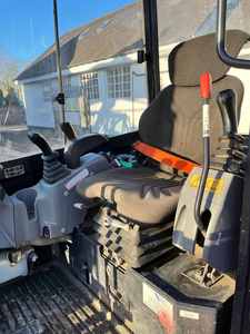 Excavatrice sur chenilles Kubota d'occasion certifiée CE, mini-engin de 3 tonnes du Japon avec moteur Kubota, godet, modèle 2025 - Product Image 6