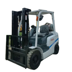 Chariot élévateur avec manette de vitesse latérale tcm Chariot élévateur japonais de technologie 3 tonnes - Product Image 1