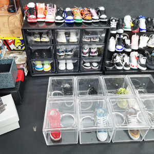 Wholesale 3D sneaker mini shoe keychain AJ rubber shoes key chains with box and bag