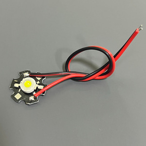Hoge vermogens 1W <span class=keywords><strong>3W</strong></span> COB LED-<span class=keywords><strong>diode</strong></span> met rode en zwarte draad PCB aluminium printplaat LED-chip lichtbron - Product Image 2