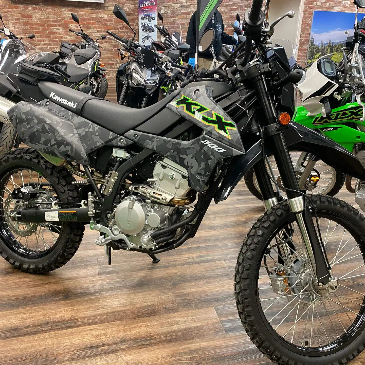 Moto Dual-Sport KLX 300 PRÊT pour KAWASAKIS