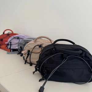 Nouveau Sac Bandoulière Classique 2026 pour Femme, Léger en Nylon, Tridimensionnel, avec Chaînes et Sangle Réglable, Portable - Product Image 4